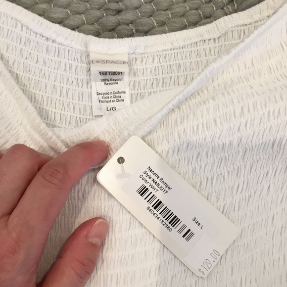 ❌SOLD {l space} embroidered smocked romper - Picture 4 of 8